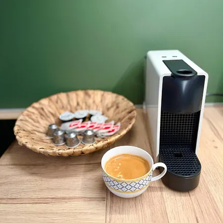 Nowoczesny Apartament: Centralna Warszawa Z Garażem I Wi-fi Apartment Zabki