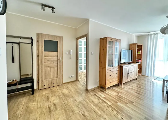 Rozana With Parking 宗布基